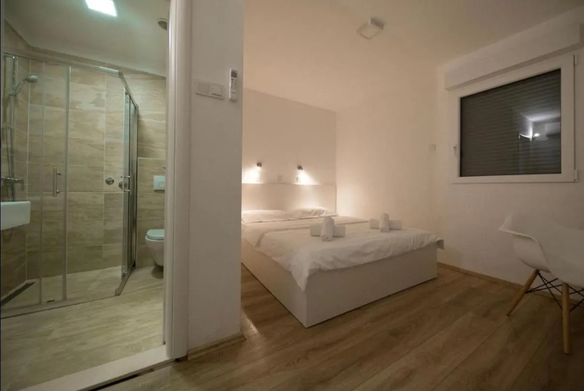 Sea La Vie Rooms Novi Vinodolski 4*,  Croatia