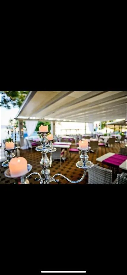 Sea La Vie Rooms Novi Vinodolski Bed & Breakfast