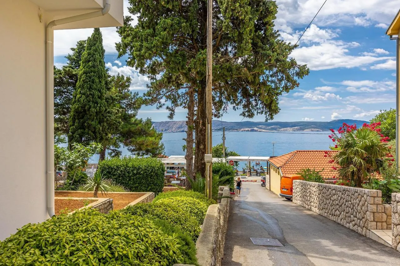 Sea La Vie Rooms Novi Vinodolski Bed & Breakfast